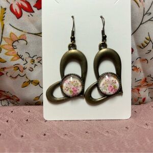 Bronze heart shaped earrings with Glass Cabochon